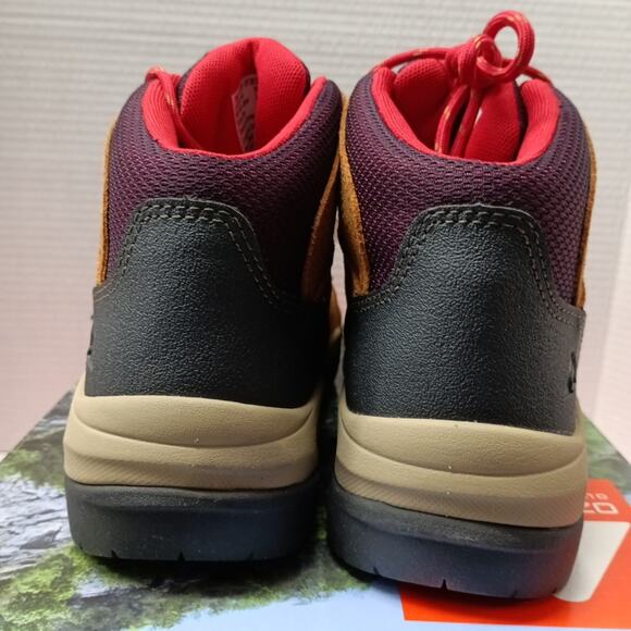 Ozark Trail Women's Waterproof Stoneclad Hiker Boots Wheat Color Size 6 hiking - Picture 5 of 8